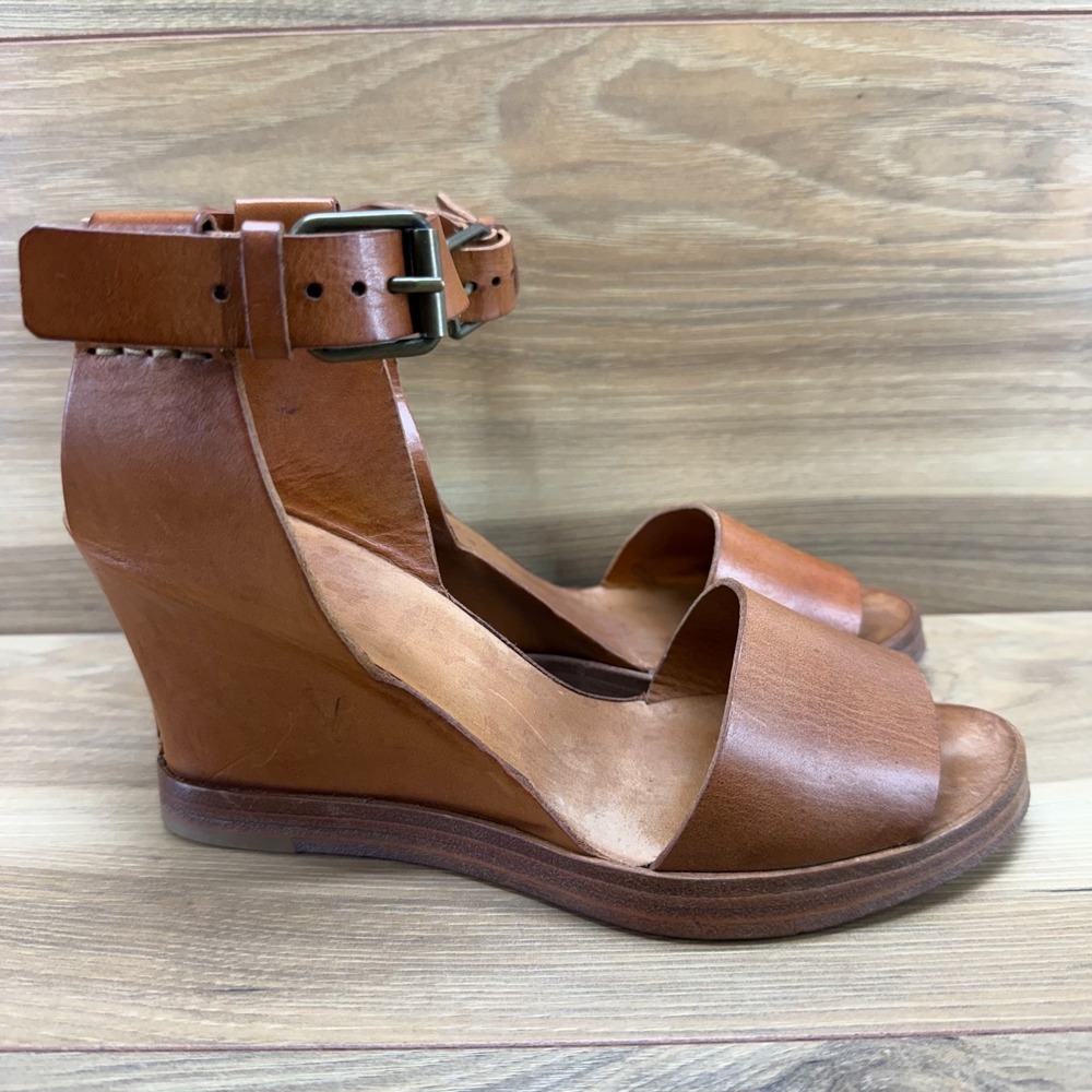 BUTTERO Wedge‎ Sandals 7 EU 37 Cognac Leather Ankle Strap Boho Chic Casual